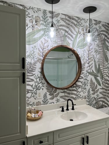 Customer photo review of Kimberly - Vintage Green Leaves Wallpaper