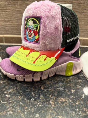 Customer photo review of OVERLORD X Killer Klowns: Jumbo Trucker Cap