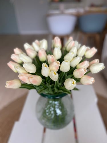 Machteld W. review of Kunst Tulpen Boeket - Ivoor (25 stengels) image 1 out of 1