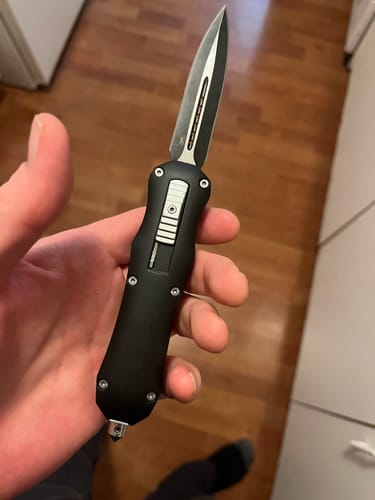 Customer photo review of Black Reaper OTF Knife