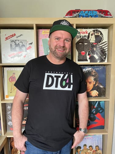 Customer photo review of PREMIUM SHIRT UNISEX • DT64 JUGENDRADIO - dunkel