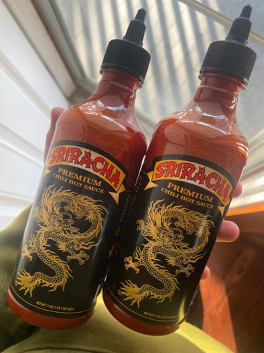 Customer photo review of Underwood Ranches Dragon Sriracha Hot Sauce