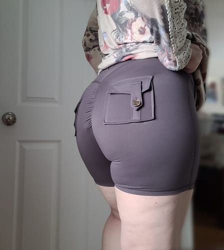 Customer photo review of Grey Pocket shorts
