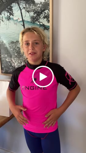 Customer video review of Hi Vis Short Sleeve Rashie Raglan