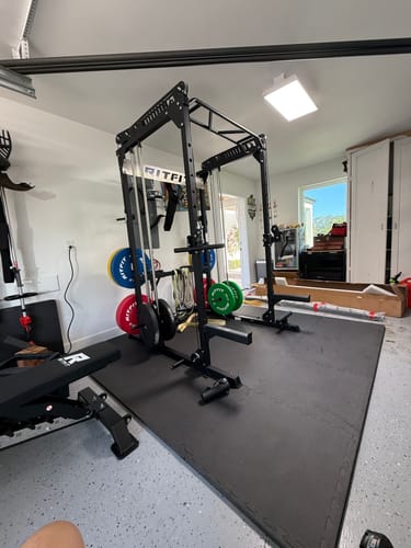 Customer photo review of RitFit M1 Multi-Functional Smith Machine 2.0 with Cable Crossover System and Squat Rack for Home Gym
