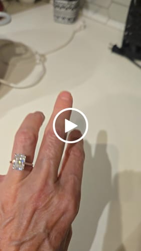 Customer video review of Alia 4 Carat Radiant Cut Solitaire Moissanite Engagement Ring in 14k White Gold