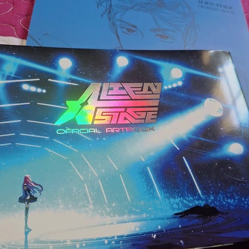 Customer photo review of Alien Stage Official Artbook (Free Shipping)