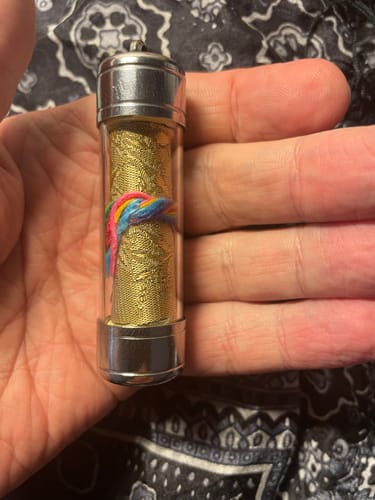 Customer photo review of Amulette Tibétaine mantra de Namgyalma - Soutra Usnisa Vijaya Dharani.