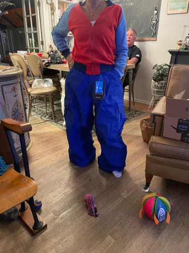 Customer photo review of Adult Baggy Cargo Snowboard Pants Oversized Outdoor Pants