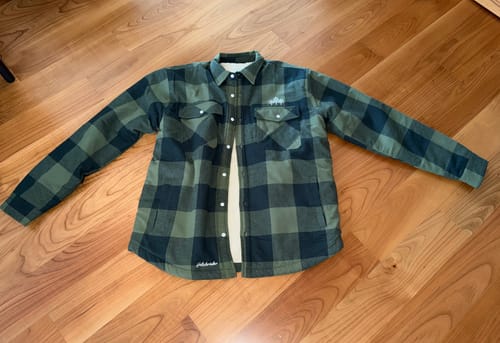 Customer photo review of Holzbrüder® Flanelljacke – Outlander (Green-Pine)