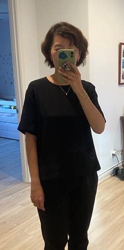 Customer photo review of Annika Tee - Washable Silk :: Black