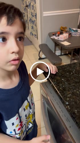 Customer video review of NeuroBrocc Gummies