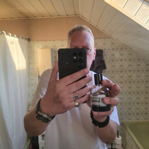 Customer photo review of VESEVO