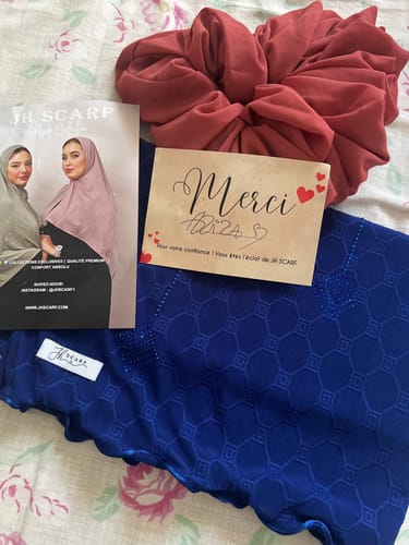 Customer photo review of Royal bleu roi