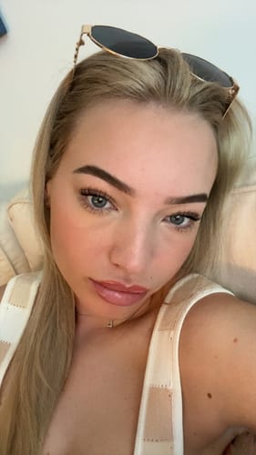 Customer photo review of Peptide Tubing Mascara