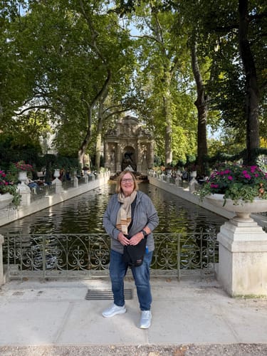 Customer photo review of Ryann Hoodie - Graphite Heather