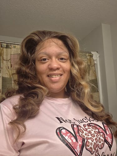 Customer photo review of Sensationnel Bare Lace Glueless 100% Full Lace Wig - Unit 4