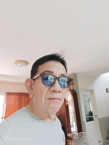 Teerachart P. review of Lsaac image 1 out of 1