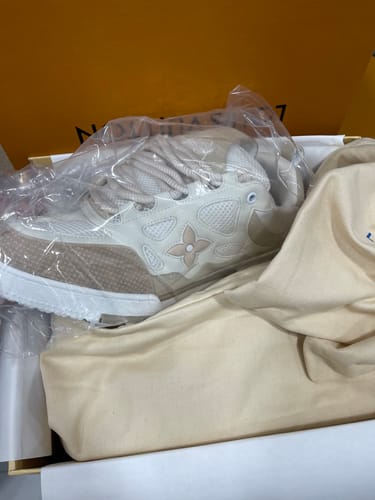 undefined review of Sneakers LV Skate Beige image 1 out of 1