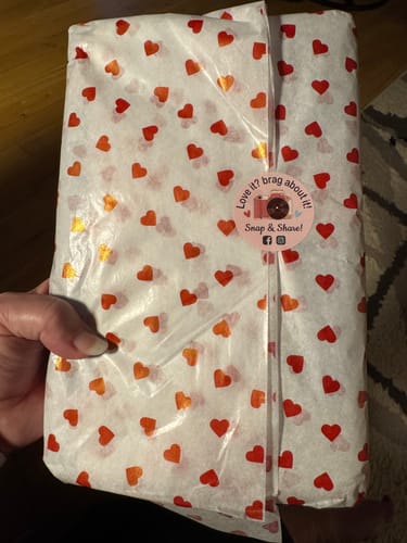Customer photo review of (DAMAGED) SPECIAL EDITION The Baking Games Hardcover with Sprayed Edges (SIGNED)
