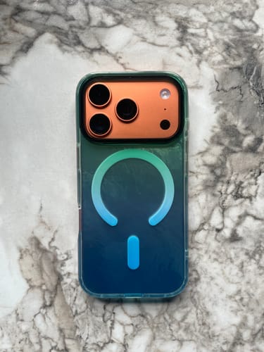 Customer photo review of MagCase Nebula
