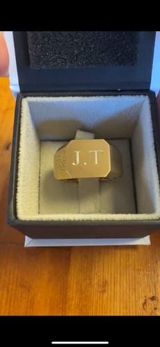 Customer photo review of Matte & Shiny Signet Ring