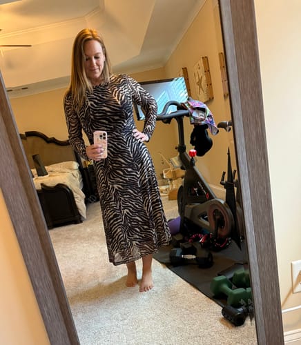 Customer photo review of SSYS Brynn Mesh Midi Dress In Animal Stripes