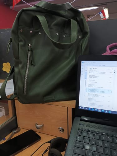 Customer photo review of Mochila Notebook Detalle Tachas