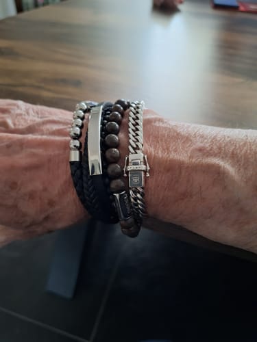 Customer photo review of Lederarmband "Pearl"