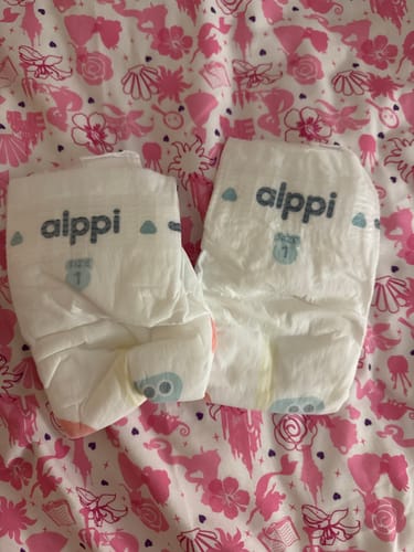 Customer photo review of Alppi Newborn Special: Diapers & Wipes