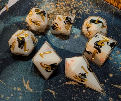 Customer photo review of Cat’s Whims