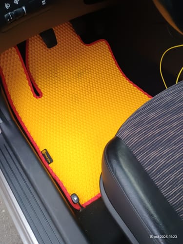 Customer photo review of Dywaniki samochodowe na zamówienie - Przód i tył