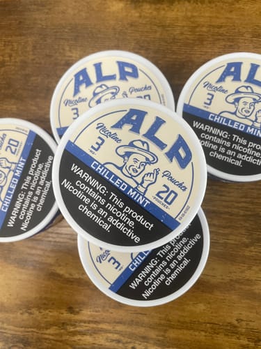 Customer photo review of Chilled Mint Nicotine Pouches