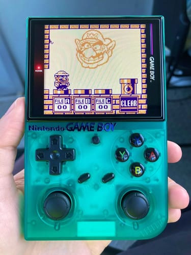 Reseña con foto de un cliente sobre Consola Retro Anbernic RG35XX Pro
