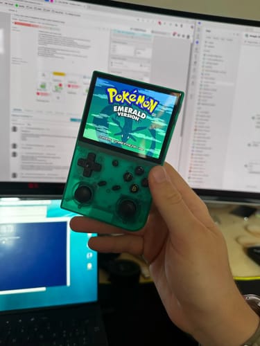 Reseña con foto de un cliente sobre Consola Retro Anbernic RG35XX Pro