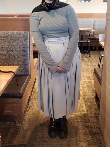 Customer photo review of Mashu 麻薯 Mochi Song Dynasty Custom Multi Colored Baidiequn Hundred Pleat Skirt