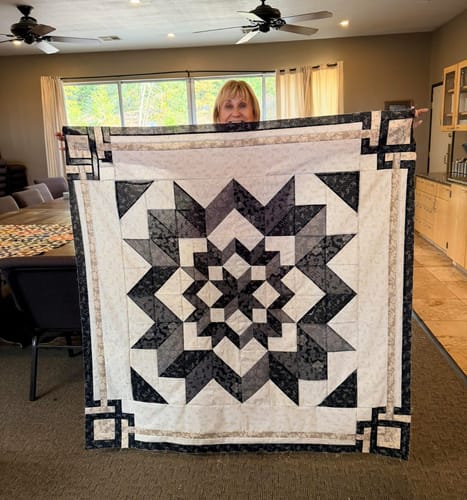 Customer photo review of King Size Carpenters Apprentice - Quilt Kit - Cotillion (105" x 121")