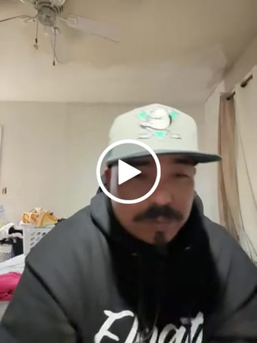 Ernesto G. review of Custom Logo Engraved Photo Pendant Necklace image 1 out of 1