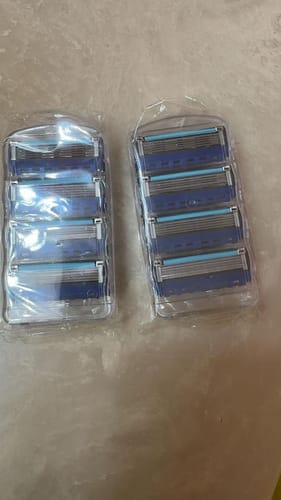 Customer photo review of TrueShave™ - Máquina de barbear de precisão com tecnologia de contorno