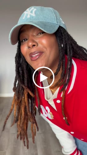 Customer video review of Unisex oversized organic sweatshirt