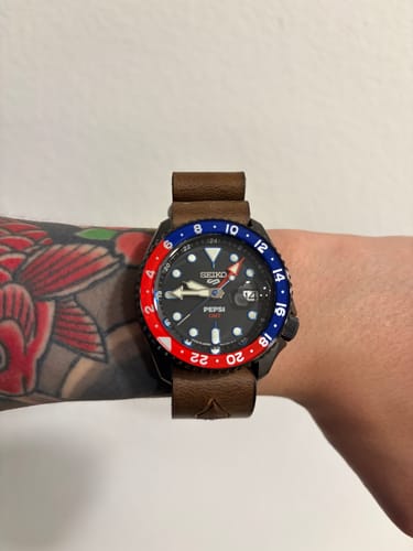 Customer photo review of W.O.E. Leather Single Pass Strap