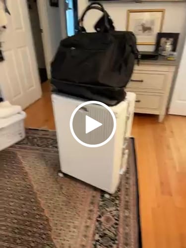 Victoria B. review of Check-in: All-in-One 28" image 1 out of 1