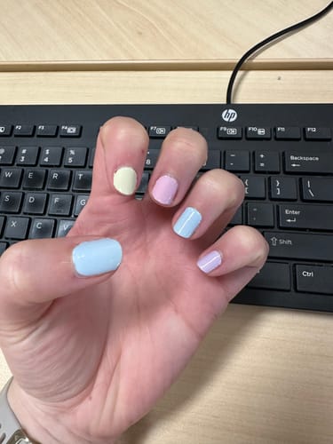 Customer photo review of Pastel | Nail Polish Wraps