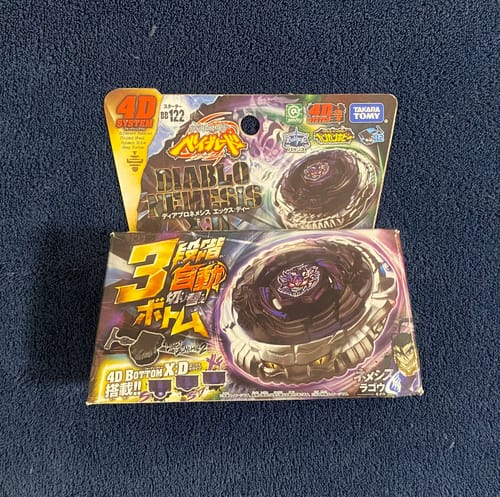 Customer photo review of Takara Tomy Diablo Nemesis Beyblade Metal Fury BB-122 X:D 4D - With Launcher