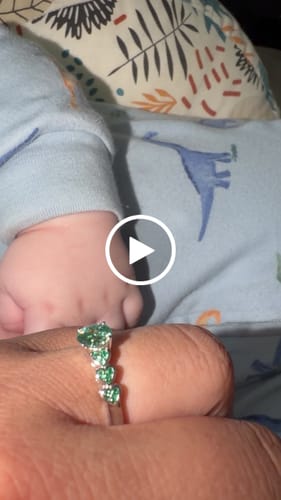 Customer video review of Doveggs heart side stones colored moissanite engagement ring
