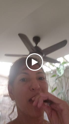 Customer video review of NAD+ Berry Flavor Drink Mix Celivida®