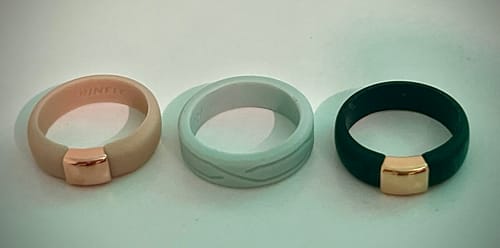 Customer photo review of GIFT RING Women's 4Love Silicone Ring. Soft, Comfortable & Durable Wedding Band. US Design Patent
