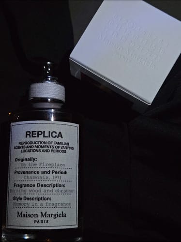 Customer photo review of Perfume Unisex Maison Margiela Replica By the Fireplace 100ml EDT