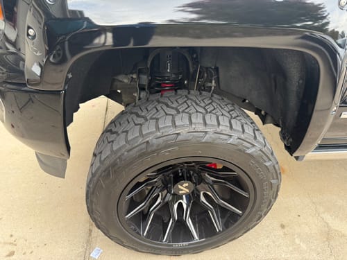 Customer photo review of 2014-2018 GMC Sierra 1500 Magnetic Struts 4 Wheel OE Replacement Kit (GC114F)