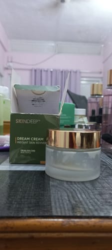 Sara K. review of DREAM CREAM - Instant Skin Reviver image 1 out of 1